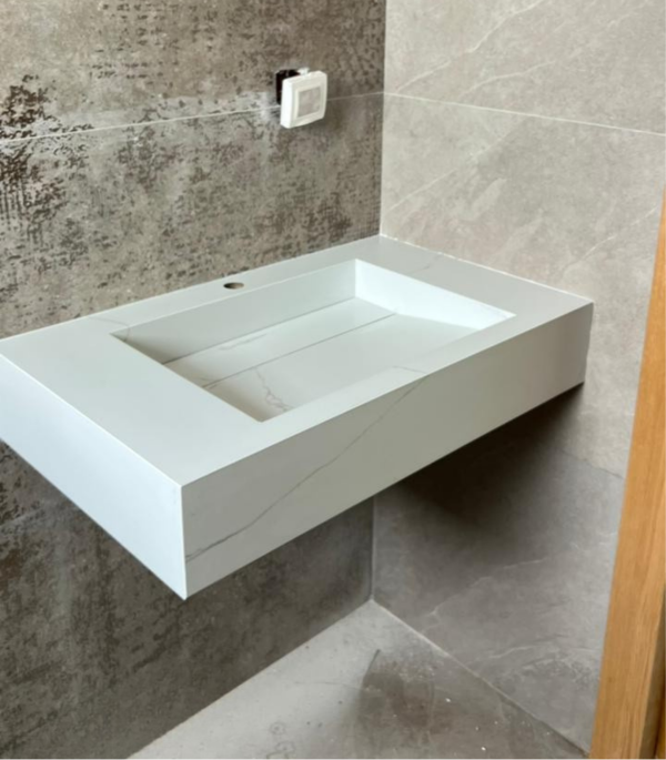 "VASQUE UNOVA 70 cm 
Effet Marbre  Blanc finition Mat  "